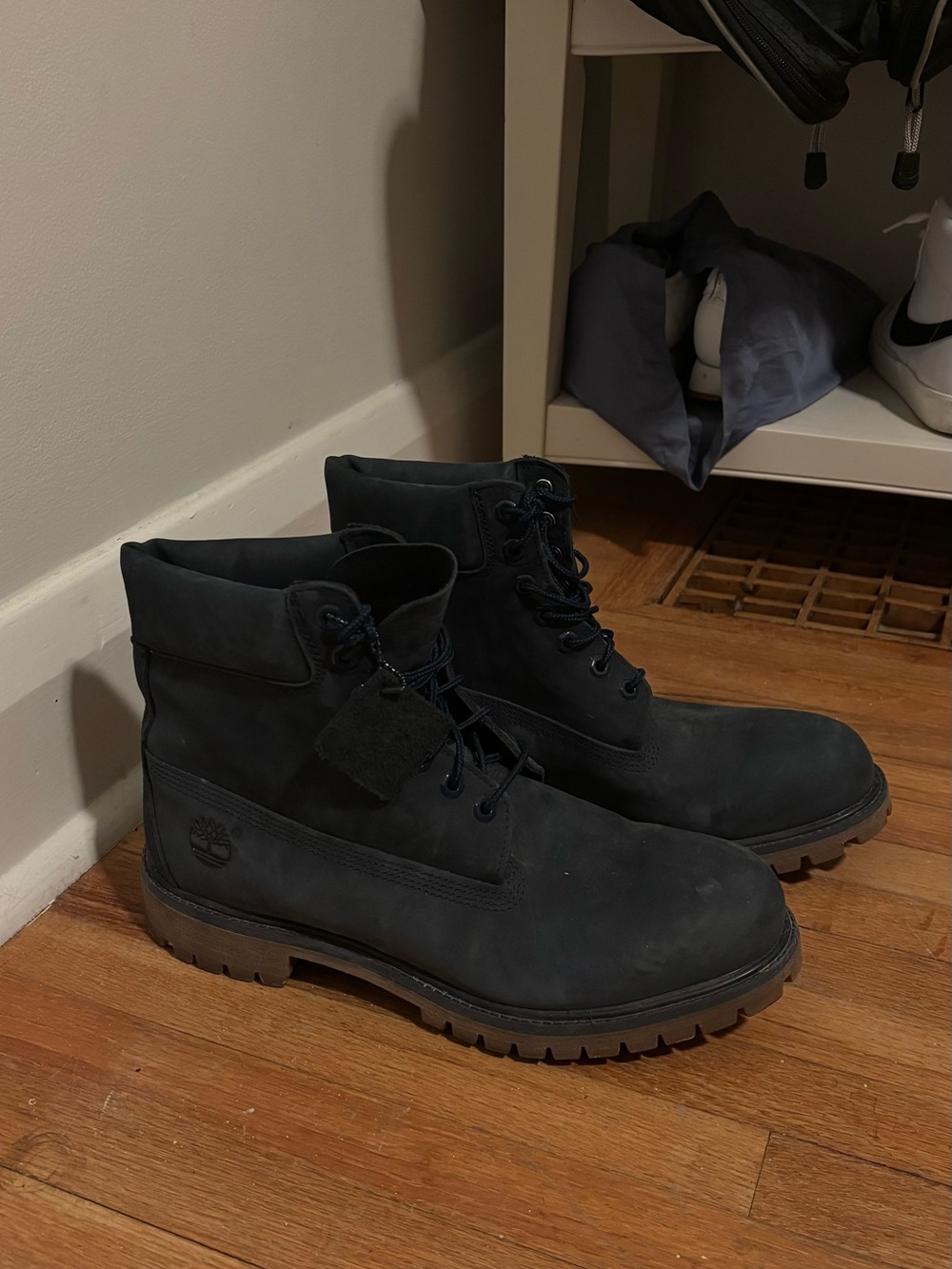 Timberland Men’s Navy Suede Lace-Up Work Boots with Brown Lug Sole